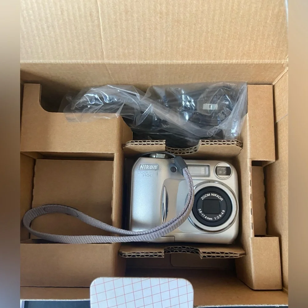 Nikon Coolpix 3100 3.2 MP Silver Compact Digital Camera